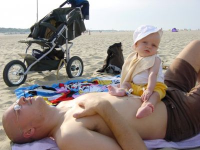 Het beste zitje op het strand.
Keywords: Iain Somerling Stefaan papa 2002 kust Nederland